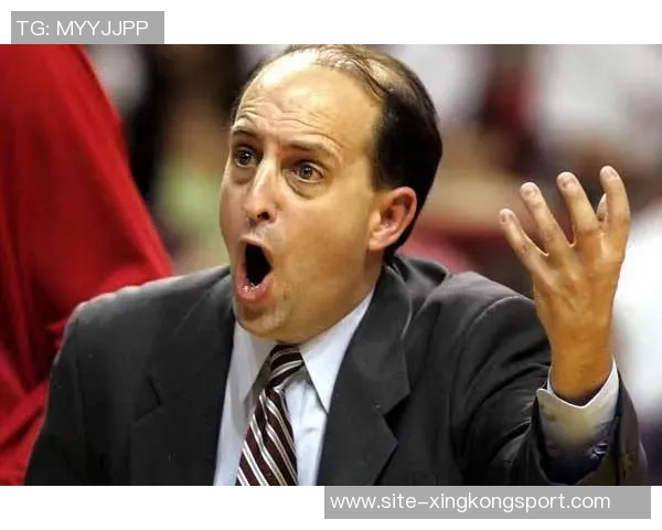 小卡称赞范甘迪执教出色上赛季球队防守表现令人敬佩