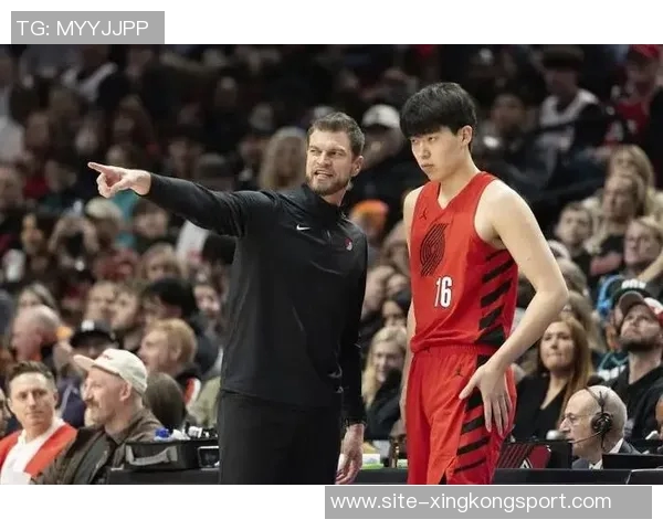 韩乔生点评杨瀚森防守进步期待他在新赛季中发挥蓝领作用