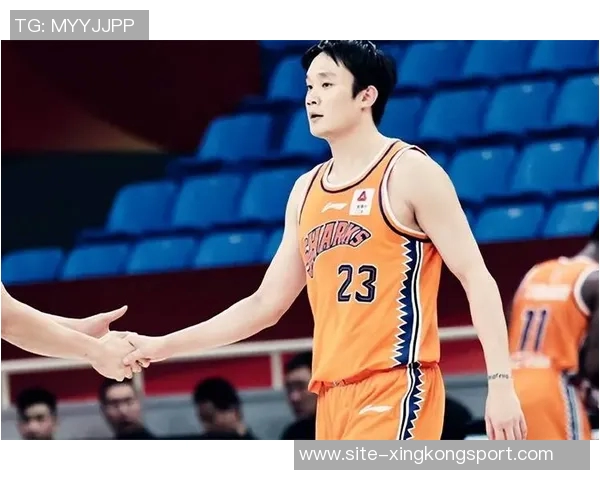 周琦谈丁彦雨航遭遇运气不佳认为他已达到应有高度只是短暂波折